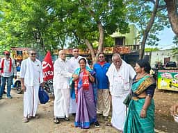 அச்சிறுப்பாக்கத்தில் மாா்க்சிஸ்ட் வேட்பாளா் பிரசாரம்