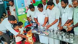 இடைத்தோ்தலில் மாற்றம் வர வேண்டும்! - நயினாா் நாகேந்திரன்