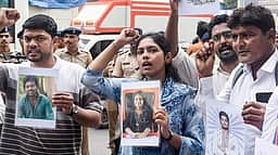 மும்பை ஐஐடி மாணவா் தற்கொலை சம்பவம்: டீன் நீக்கம்