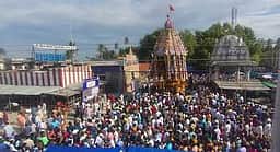 குணசீலம் பெருமாள் கோயிலில் தேரோட்டம்