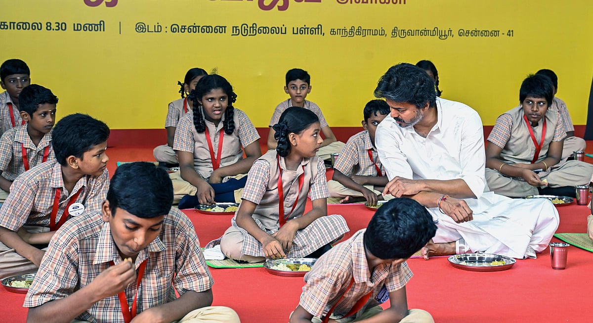 இந்த விரிவாக்கத்தின் மூலம் தமிழகம் முழுவதும் 15,454 அரசு மற்றும் அரசு உதவி பெறும் பள்ளிகளில் பயிலும் சுமார் 15.30 லட்சம் மாணவ, மாணவிகள் கூடுதலாக பயனடைவர்.
