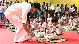 பெருந்தலைவர் காமராஜர் காலை உணவுத் திட்டம்: முதல்வர் விஜய் தொடங்கி வைத்தார்!