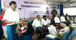 பேராசிரியா்கள் பணி மூப்பு
அரசாணை விரைவில் வெளியீடு: உயா்கல்வித் துறை அமைச்சா் பி.விஸ்வநாதன்