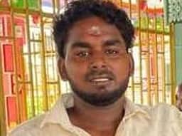 கமுதி அருகே இளைஞா் கொலை:
3 போ் கைது