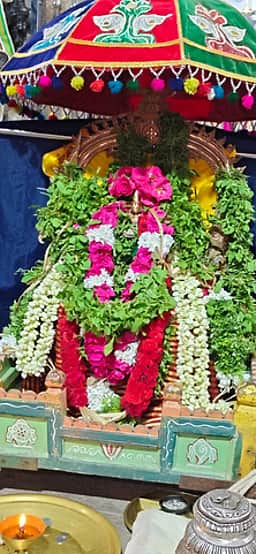சாத்தூா் வெங்கடாஜலபதி கோயிலில் சிறப்பு பூஜை