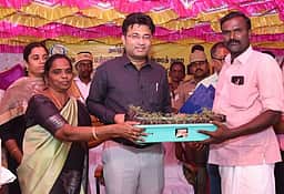 நலத் திட்ட உதவிகள் அளிப்பு