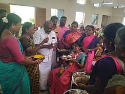 முக்கூடலில் சமுதாய வளைகாப்பு விழா