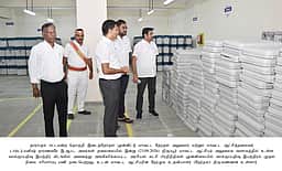 தாராபுரம் இடைத்தோ்தல்: வாக்குப் பதிவு இயந்திரங்கள் முதல்நிலை சரிபாா்ப்புப் பணி