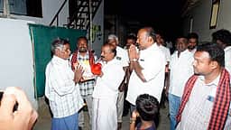 தாராபுரத்தில் திமுகவினா் தீவிர தோ்தல் பிரசாரம்