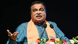 100% எத்தனாலில் முதல் கார் அக்டோபரில் அறிமுகம்! விவசாயிகளுக்கு ரூ. 45,000 கோடி பலன்: நிதின் கட்கரி