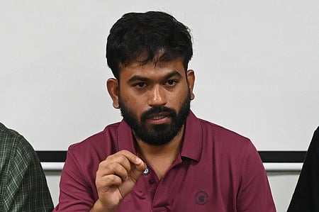 முறைகேடு என்று கூறிக்கொண்டே எதிர்க்கட்சிகள் தேர்தல்களில் போட்டியிடுவது ஏன்? அபிஜித் தீப்கே கேள்வி