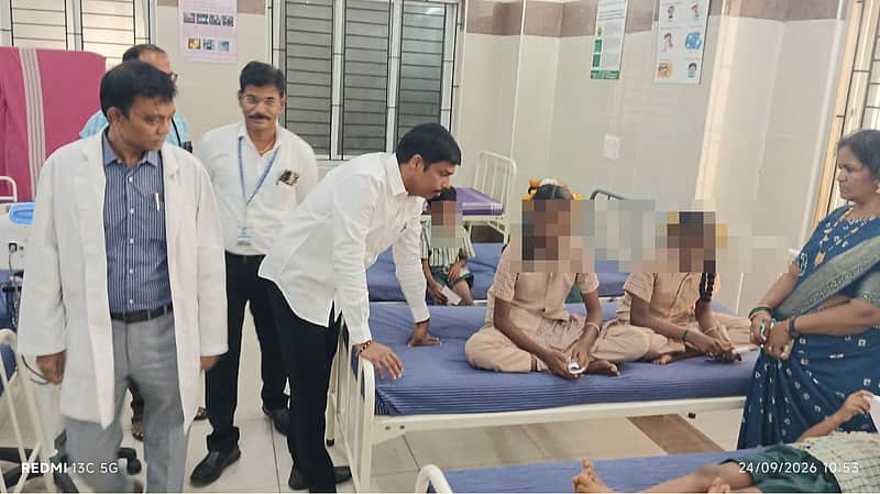 Thiruvallur: Lizard found in breakfast! 36 students admitted to hospital