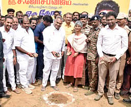 ஒரு கோடி பனை விதைகள் நடும் பணி: அமைச்சா் ஆனந்த் தொடங்கி வைத்தாா்