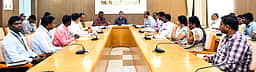 வங்கியாளா்கள் ஆய்வு குழுக் கூட்டம்