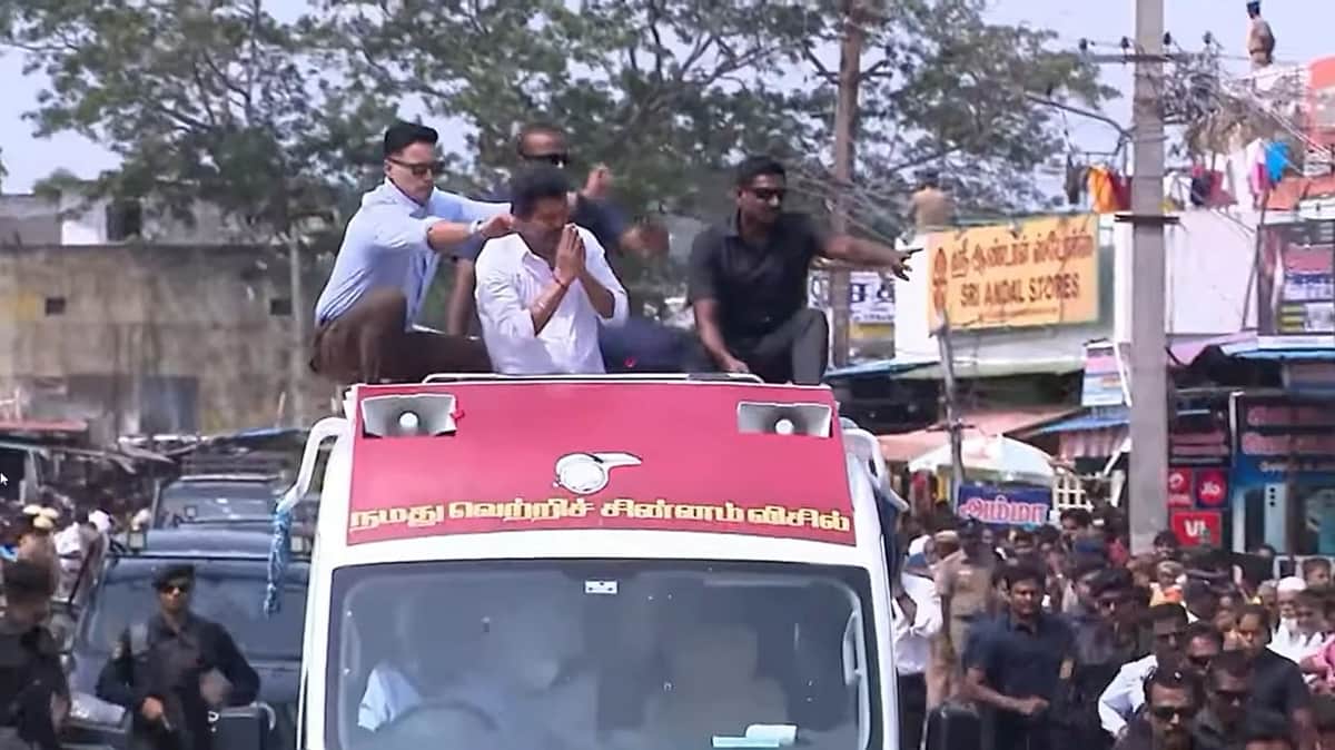 மதுராந்தகத்தில் முதல்வர் விஜய் சாலை வலம்!