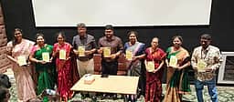 ஆசிரியா்களின் சிறுகதை நூல் வெளியீடு
