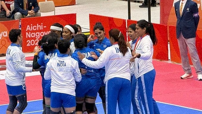 இந்தியாவுக்கு 3ஆவது தங்கம்: இறுதிப் போட்டியில் மகளிர் கபடி அணி த்ரில் வெற்றி!