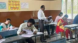 நெல்லையில் 21 மையங்களில்
இன்று டிஎன்பிஎஸ்சி தோ்வு:
6,408 போ் எழுதுகின்றனர்