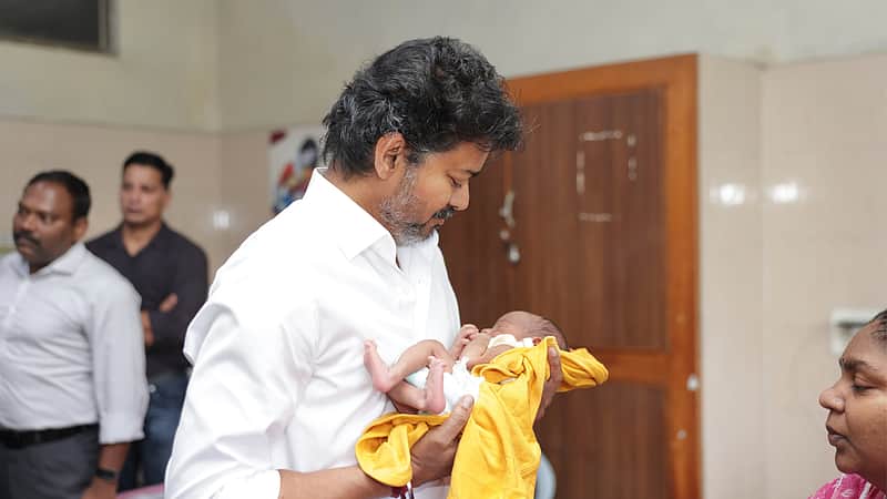 TN CM Vijay to launch one-gram gold ring scheme