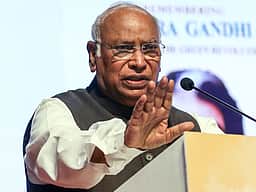 வாக்காளரே ஜனநாயகத்தின் வலிமை! தேர்தல் ஆணையம் குறித்து கார்கே வலியுறுத்திய 5 கோரிக்கைகள்!
