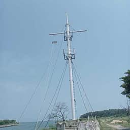 கடலூா், புதுச்சேரி துறைமுகங்களில் 1-ஆம் எண் புயல் எச்சரிக்கை கூண்டு