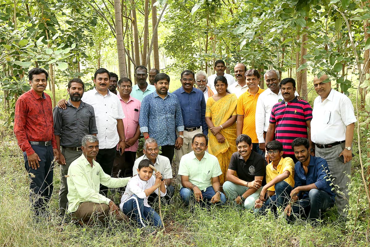 திருப்பூரின் பசுமைக் காவலர்கள்: கலாமின் கனவை நனவாக்கும் வெற்றி அமைப்பு!