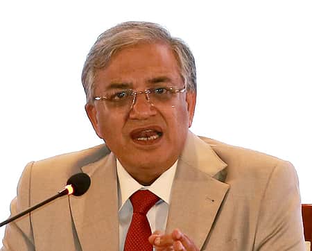 <P>07/03/2026 - KOCHI: Chief election commissioner Gynesh Kumar addressing the media during the election commision press conference at Kochi - Express