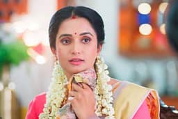 7 ஆண்டுகளுக்குப் பிறகு மீண்டும் சீரியலில் நடிக்கும் சின்ன திரை நடிகை!