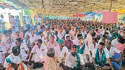 மேகமலை விவசாயிகள் 4-ஆவது 
நாளாக காத்திருப்புப் போராட்டம்