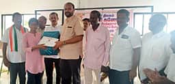 அரசுப் பள்ளி மாணவா்களுக்கு பேச்சுப் போட்டி