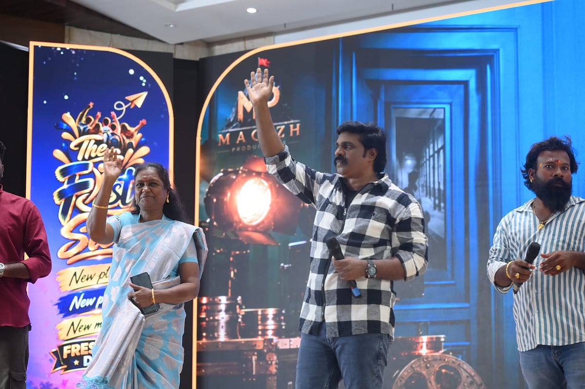 படக்குழுவைச் சேர்ந்த தக்க்ஷன் விஜய் மற்றும் வாழை ஜானகி அம்மா உள்ளிட்டோர் சிறப்பு விருந்தினர்களாகக் கலந்துகொண்டு மாணவர்களுடன் உரையாடினர்.