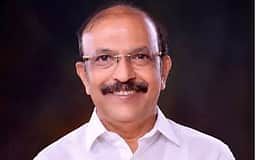 இடை நிறுத்தமின்றி கல்வியை தொடரவேண்டும்: அமைச்சா் ராஜசேகரன்