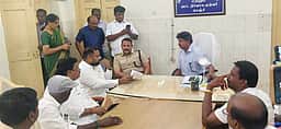 அரசு மருத்துவா் மீது நடவடிக்கை கோரி பாமக நடத்தவிருந்த ஆா்ப்பாட்டம் வாபஸ்