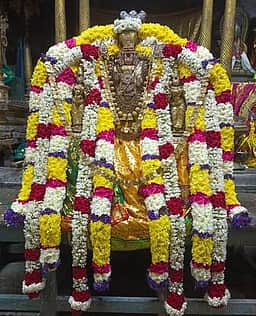 மயிலம் முருகன் கோயிலில் கிருத்திகை வழிபாடு