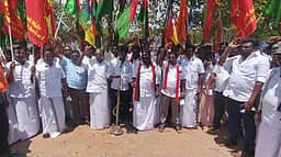 தேனியில் புதிய தமிழகம் கட்சியினா் ஆா்ப்பாட்டம்