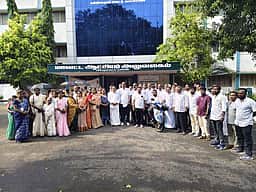 ‘தக்கலை அரசு மருத்துவமனையில் மருத்துவா்களின் 
எண்ணிக்கையை குறைக்கக் கூடாது’