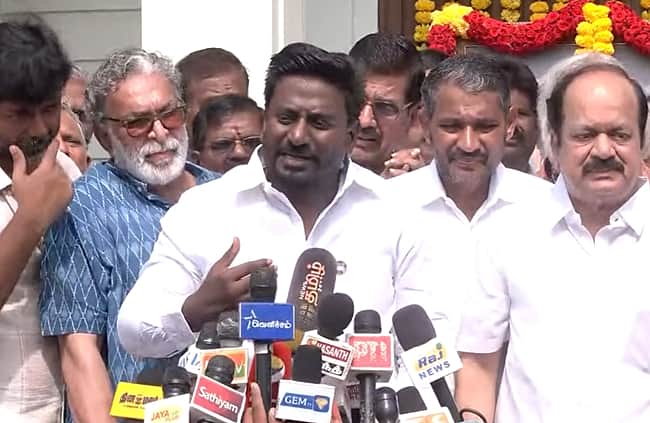 ஆண்டுதோறும் சினிமா, சின்ன திரை விருதுகள்: ராஜ்மோகன் உறுதி 