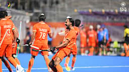 ஹாக்கி: கடைசி நிமிஷத்தில் கோல்..! பாகிஸ்தானை வீழ்த்தி இறுதிக்கு முன்னேறியது இந்தியா!