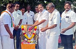 நடிகா் சிவாஜி கணேசன் பிறந்த நாள் விழா