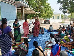 நூறுநாள் வேலைத்திட்டத்தில் முறைகேடு கிராமசபைக் கூட்டத்தில் வாக்குவாதம்