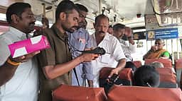 சத்தியமங்கலத்தில் பெண்கள் உற்சாகம்
