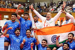 ஆசிய விளையாட்டு: பதக்கப் பட்டியலில் சீனா ஆதிக்கம்! 6-வது இடத்துக்கு முன்னேறிய இந்தியா!