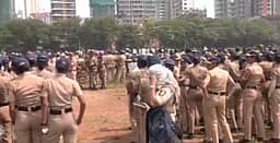 ஞானேஷ் குமாருக்கு எதிராக போராட்டம்! மும்பையில் போலீஸ் குவிப்பு!