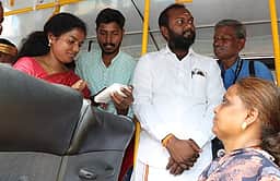 வெற்றிப் பயணம் திட்டம்: ஆட்சியா்கள் தொடங்கி வைத்தனா்