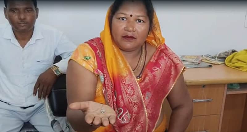UP couple hits diamond jackpot in Panna, finds four gems worth Rs 12 lakh