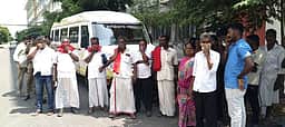அரியலூா் மருத்துவக் கல்லூரி மருத்துவமனை சவக்கிடங்கைத் தூய்மைப்படுத்த வலியுறுத்தல்