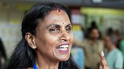 திருவனந்தபுரம் பாஜக கவுன்சிலா் ஸ்ரீலேகா ராஜிநாமா! மேயா் பதவி தராததால் அதிருப்தி?