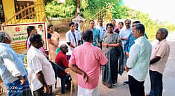 டெங்கு தடுப்பு நடவடிக்கை: மாவட்டக் கண்காணிப்பு அலுவலா் ஆய்வு