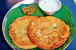 சிவப்பு சோளம் அடை