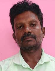 மனைவியை கொலை செய்ய முயற்சி: கணவா் கைது